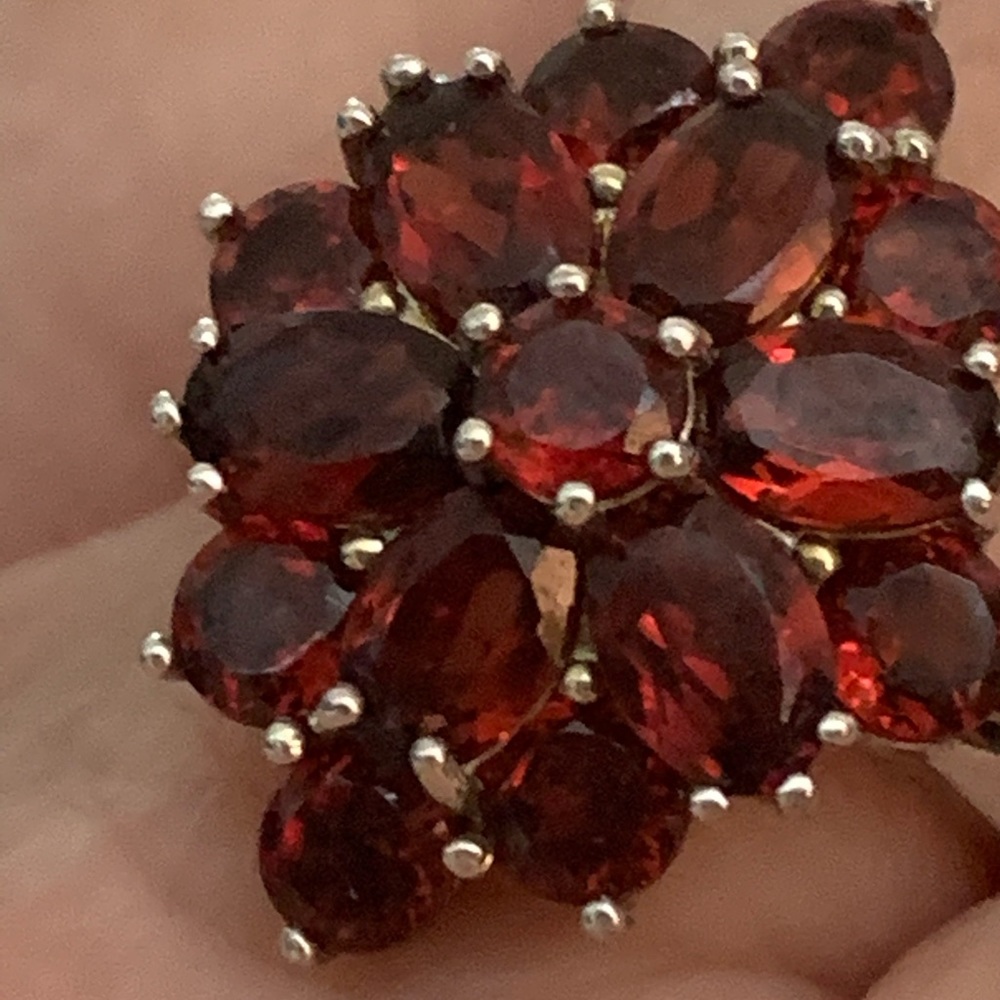 Beautiful genuine garnet ring in sterling silver - Picture 2 of 6